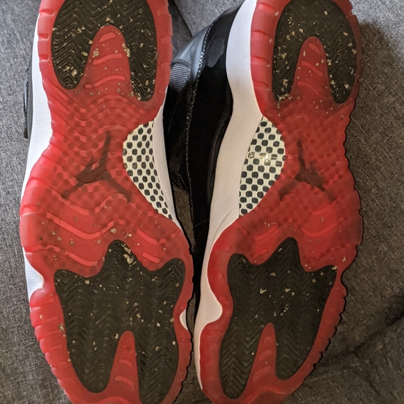 Jordan 11 retro breds - Picture 5 of 5